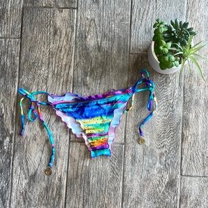 CIELITO LINDO - Wavey Ruched Back Bottoms